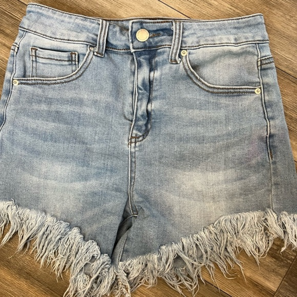 Risen Los Angeles high waist, distressed‎ shorts, size 5